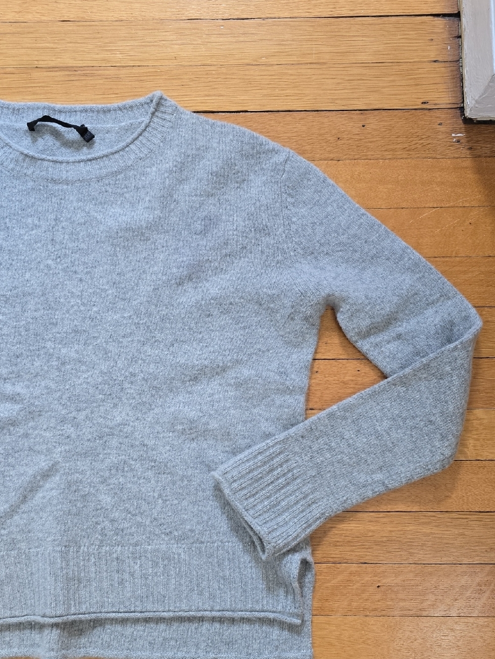 Jenni Kayne, Everyday Gray Wool Cashmere Blend Crewneck Sweater, EUC, W's XS - Picture 7 of 13